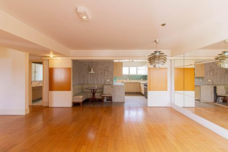 Apartamento à venda com 117m², 3 quartos e 2 vagasSala