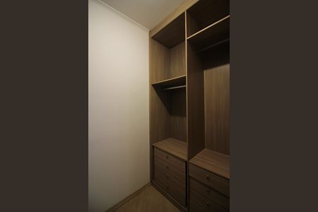 Apartamento para alugar com 54m², 2 quartos e 1 vagaQuarto 1 Closet
