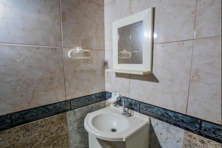 Casa para alugar com 52m², 2 quartos e sem vagaBanheiro da Suíte