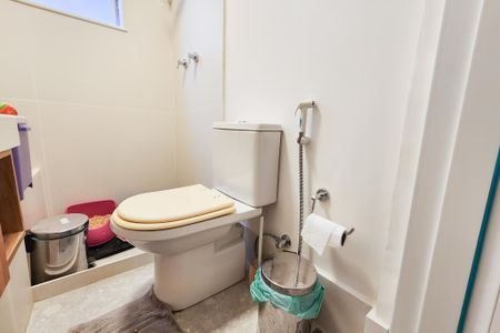 Casa de condomínio para alugar com 162m², 2 quartos e 1 vagaBanheiro 