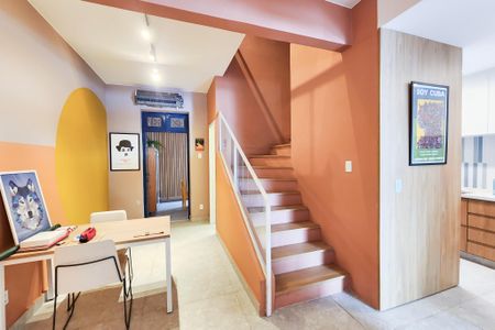 Casa de condomínio para alugar com 162m², 2 quartos e 1 vagaSala