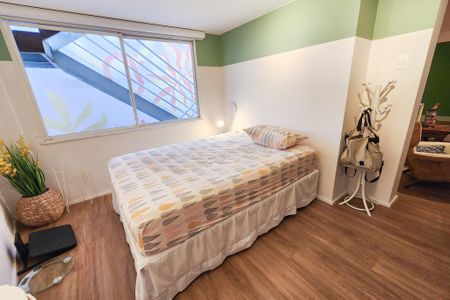 Casa de condomínio para alugar com 162m², 2 quartos e 1 vagaQuarto