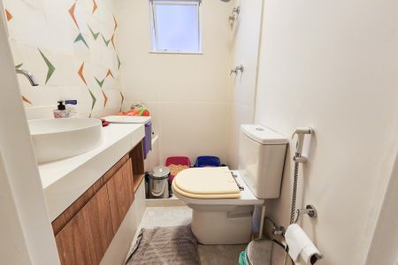 Casa de condomínio para alugar com 162m², 2 quartos e 1 vagaBanheiro 