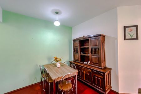 Apartamento à venda com 67m², 2 quartos e 1 vagaSala