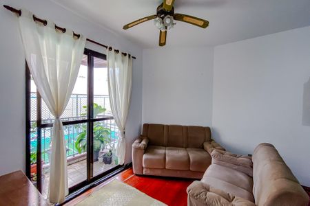 Apartamento à venda com 67m², 2 quartos e 1 vagaSala