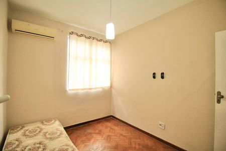 Apartamento para alugar com 108m², 3 quartos e 1 vaga Apartamento para alugar com 108m², 3 quartos e 1 vagaQuarto 2