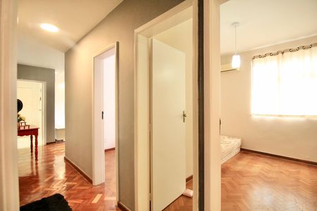 Apartamento para alugar com 108m², 3 quartos e 1 vaga Apartamento para alugar com 108m², 3 quartos e 1 vagaCorredor