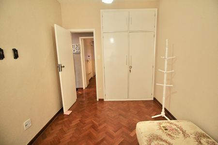 Apartamento para alugar com 108m², 3 quartos e 1 vaga Apartamento para alugar com 108m², 3 quartos e 1 vagaQuarto 2
