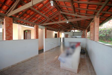 Casa à venda com 189m², 4 quartos e 2 vagasVaranda