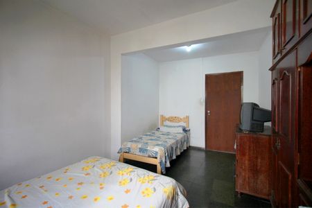 Casa à venda com 189m², 4 quartos e 2 vagasQuarto 1