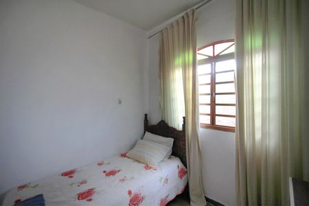 Casa à venda com 189m², 4 quartos e 2 vagasQuarto 3