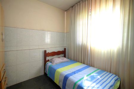 Casa à venda com 189m², 4 quartos e 2 vagasQuarto 2