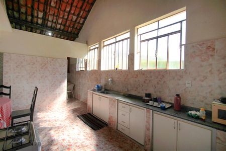 Casa à venda com 189m², 4 quartos e 2 vagasCozinha