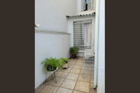 Casa de condomínio à venda com 360m², 2 quartos e 2 vagas