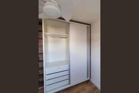 Apartamento para alugar com 67m², 2 quartos e 2 vagas Apartamento para alugar com 67m², 2 quartos e 2 vagasQuarto - Armário
