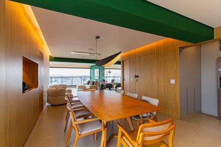 Apartamento para alugar com 154m², 2 quartos e 3 vagas Apartamento para alugar com 154m², 2 quartos e 3 vagasSala