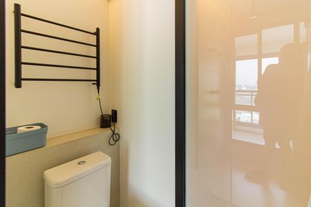 Apartamento para alugar com 154m², 2 quartos e 3 vagas Apartamento para alugar com 154m², 2 quartos e 3 vagasBanheiro da Suíte 2