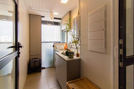 Apartamento para alugar com 154m², 2 quartos e 3 vagas Apartamento para alugar com 154m², 2 quartos e 3 vagasLavanderia