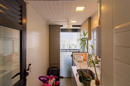 Apartamento para alugar com 154m², 2 quartos e 3 vagas Apartamento para alugar com 154m², 2 quartos e 3 vagasLavanderia