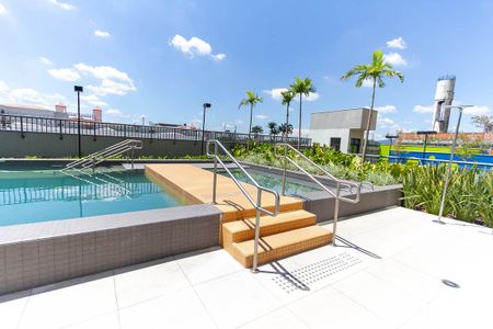 Apartamento para alugar com 154m², 2 quartos e 3 vagas Apartamento para alugar com 154m², 2 quartos e 3 vagasPiscina