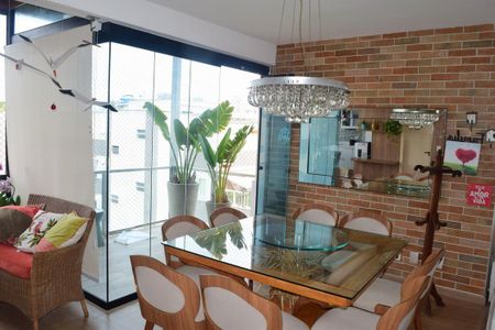 Apartamento para alugar com 120m², 2 quartos e 2 vagasSala