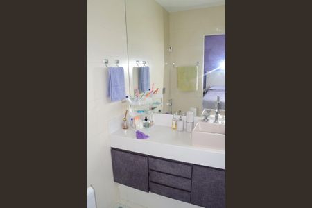 Apartamento para alugar com 120m², 2 quartos e 2 vagasBanheiro - Quarto 2