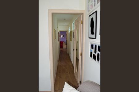 Apartamento para alugar com 120m², 2 quartos e 2 vagasCorredor