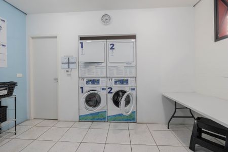 Apartamento à venda com 60m², 2 quartos e 1 vaga Apartamento à venda com 60m², 2 quartos e 1 vagaLavanderia