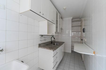Apartamento à venda com 60m², 2 quartos e 1 vaga Apartamento à venda com 60m², 2 quartos e 1 vagaCozinha e Área de Serviço