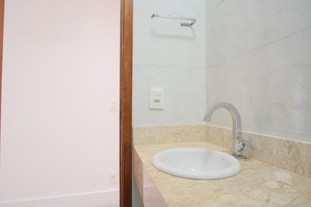 Apartamento para alugar com 65m², 2 quartos e 1 vagaBanheiro Social
