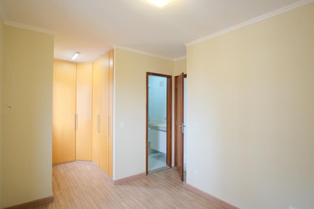 Apartamento para alugar com 65m², 2 quartos e 1 vagaSuíte