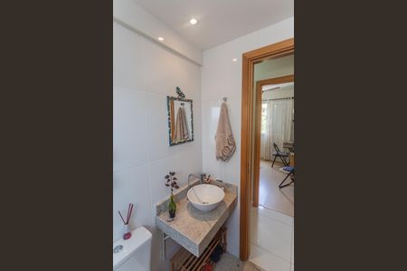 Apartamento à venda com 95m², 3 quartos e 2 vagasBanheiro Social