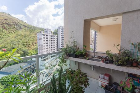 Apartamento à venda com 95m², 3 quartos e 2 vagasVaranda da Sala