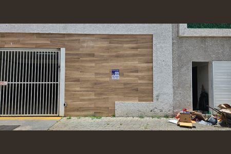 Apartamento para alugar com 33m², 2 quartos e sem vagaPlaca instalada na fachada do condomínio - Código da placa: JHAR-478