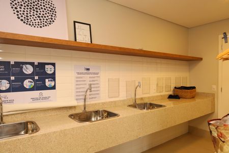 Apartamento para alugar com 33m², 2 quartos e sem vagaÁrea comum - Lavanderia
