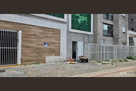 Apartamento para alugar com 33m², 2 quartos e sem vagaPlaca instalada na fachada do condomínio - Código da placa: JHAR-478