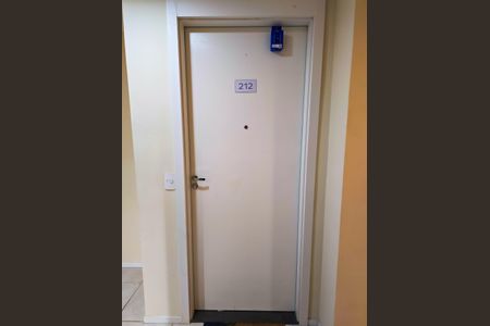 Apartamento para alugar com 45m², 2 quartos e sem vagaLockbox instalada