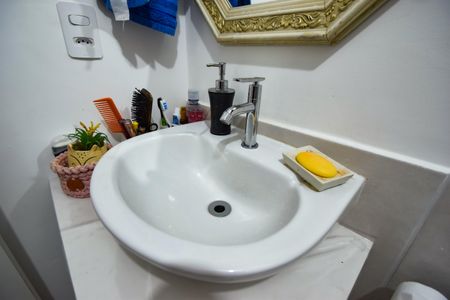 Apartamento para alugar com 45m², 2 quartos e sem vagaBanheiro