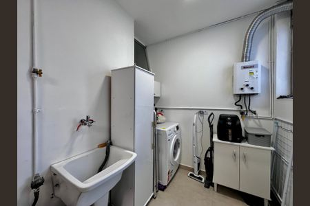 Apartamento à venda com 85m², 3 quartos e 1 vagaÁrea de Serviço