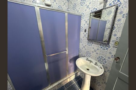 Apartamento para alugar com 66m², 2 quartos e sem vagaBanheiro