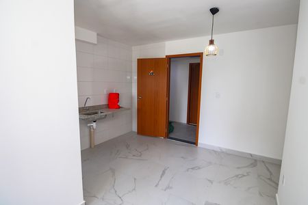 Apartamento para alugar com 37m², 2 quartos e 1 vagaSala