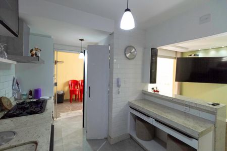 Casa de condomínio à venda com 143m², 3 quartos e 2 vagas Casa de condomínio à venda com 143m², 3 quartos e 2 vagasCozinha e Área de Serviço