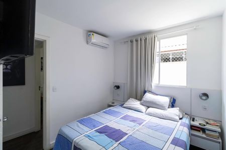 Casa de condomínio à venda com 143m², 3 quartos e 2 vagas Casa de condomínio à venda com 143m², 3 quartos e 2 vagasSuíte