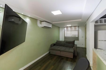 Casa de condomínio à venda com 143m², 3 quartos e 2 vagas Casa de condomínio à venda com 143m², 3 quartos e 2 vagasSala