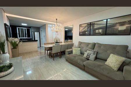 Apartamento à venda com 98m², 3 quartos e 2 vagas Apartamento à venda com 98m², 3 quartos e 2 vagasSala