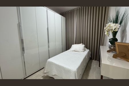 Apartamento à venda com 98m², 3 quartos e 2 vagas Apartamento à venda com 98m², 3 quartos e 2 vagasQuarto 2