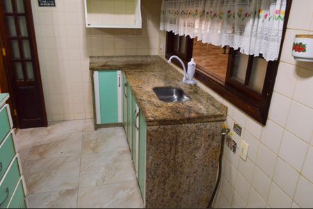 Casa de condomínio à venda com 75m², 2 quartos e 1 vagaCozinha