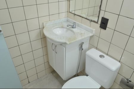 Casa de condomínio à venda com 75m², 2 quartos e 1 vagaBanheiro da Suíte 2