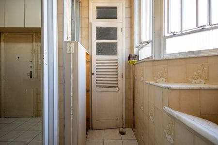 Apartamento à venda com 90m², 3 quartos e 1 vagaÁrea de Serviço