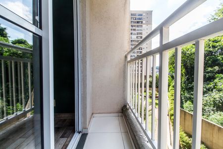 Apartamento para alugar com 50m², 2 quartos e 1 vagaSacada